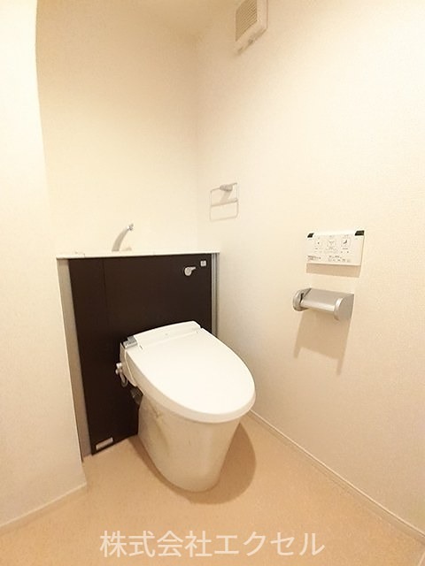 トイレ　清潔感のあるトイレです。