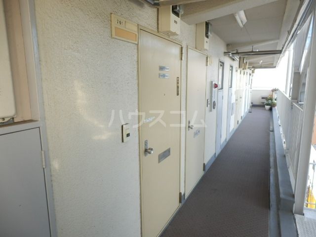 ロビー