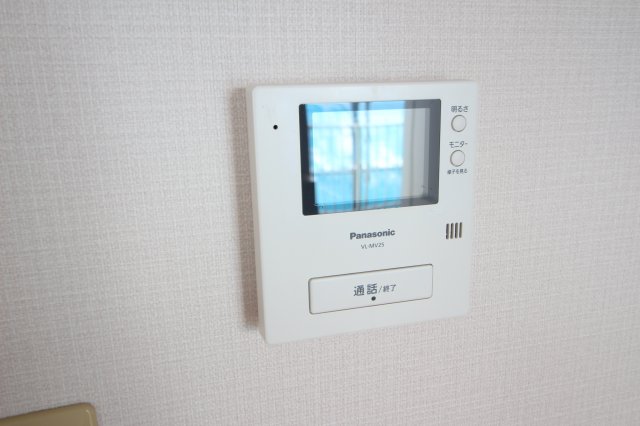 セキュリティ　防犯面でも安心です。（※写真は同間取り301号室のものです）