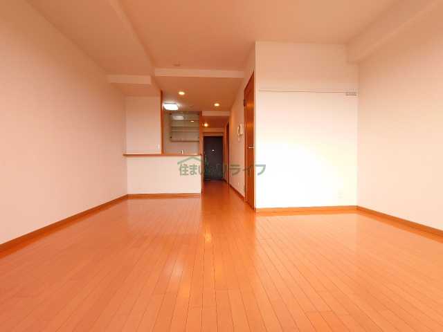 居室・リビング　リライフ下北沢店
