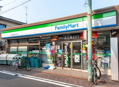 コンビニ　ファミリーマート 西蒲田大城通り入口店（コンビニ）まで224m