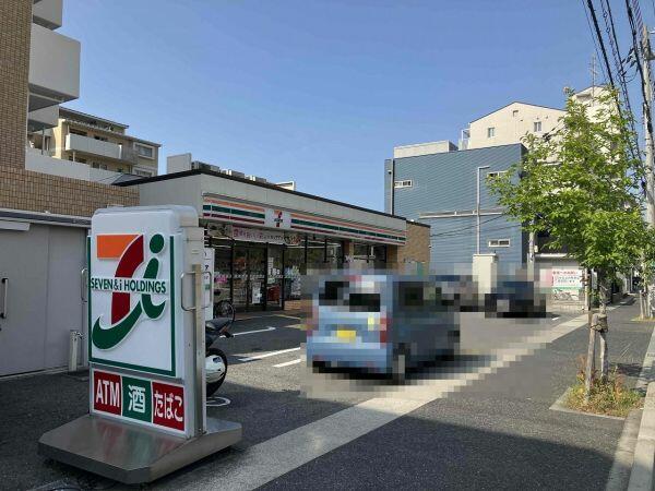 コンビニ　セブンイレブン神戸北青木4丁目店（コンビニ）まで231m