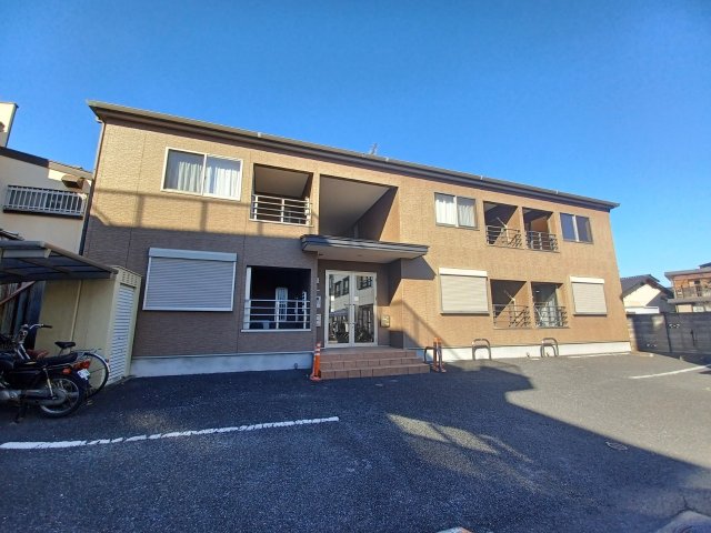 建物外観　落ち着いた雰囲気の外観です