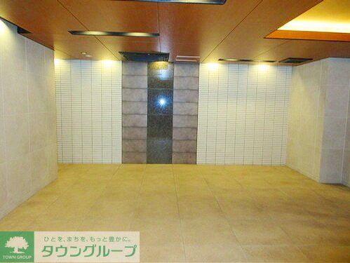 ロビー　★お問い合わせはタウンハウジングまで★