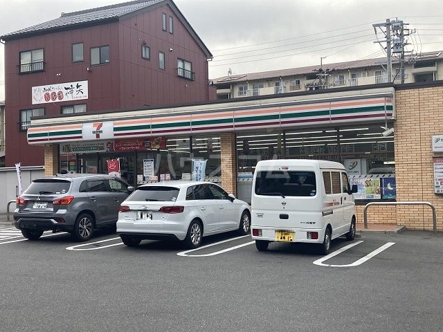 ドラックストア　セブンイレブン　名古屋畑江通８丁目店（ドラッグストア）まで503m