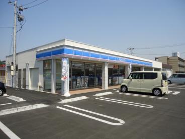 コンビニ　ローソン 福山奈良津町三丁目店（コンビニ）まで158m