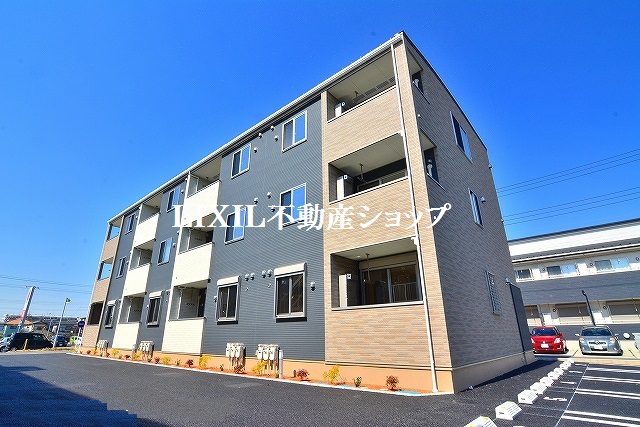 建物外観　吉川市のお住まい探しなら、当社にお任せ下さい！