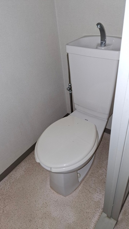 トイレ　反転部屋参照