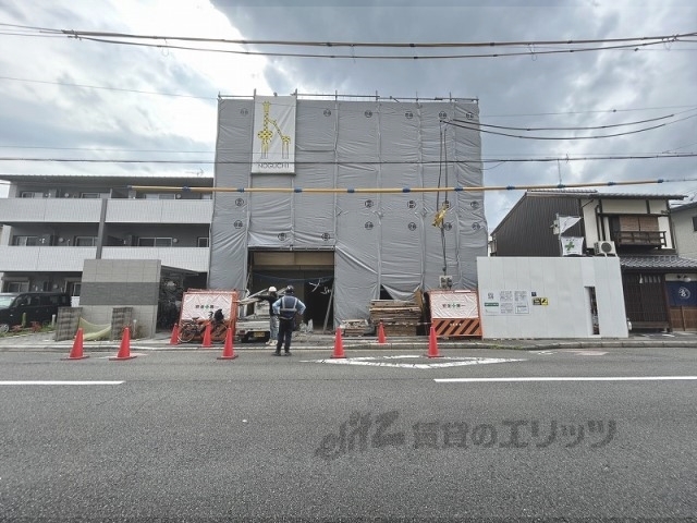 エントランス　建築中