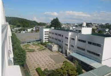 小学校　横浜市立岡津小学校（小学校）まで2546m
