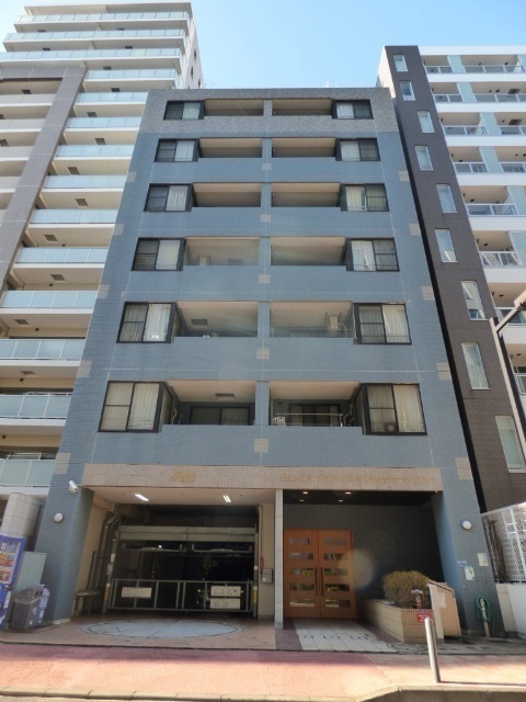 建物外観　オートロック完備