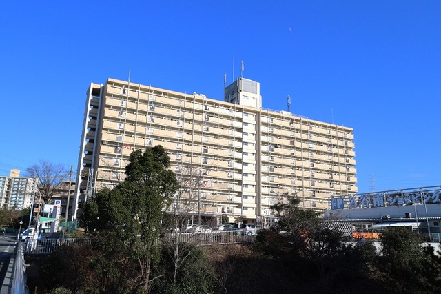 UR名谷
