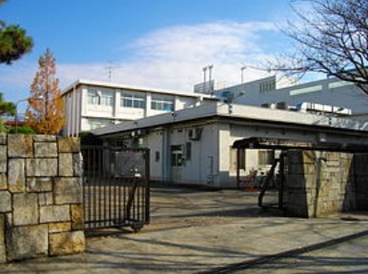 高校・高専　東京都立南葛飾高等学校（高校・高専）まで1176m