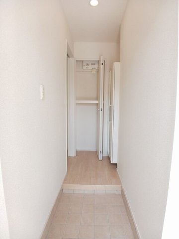 玄関　収納もある玄関です