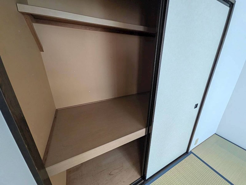 パーシモン弐番館の内装写真