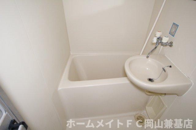 ハイツもみじの風呂写真