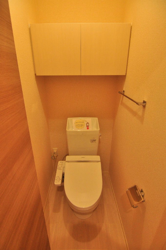東京メトロ東西線 行徳駅 徒歩6分 3階建 築11年のトイレ写真