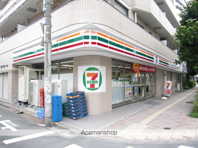 コンビニ　ローソン（コンビニ）まで74m