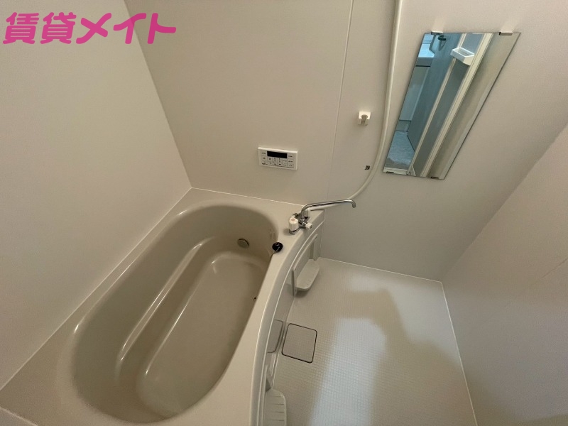 バス・シャワールーム　同型参考写真