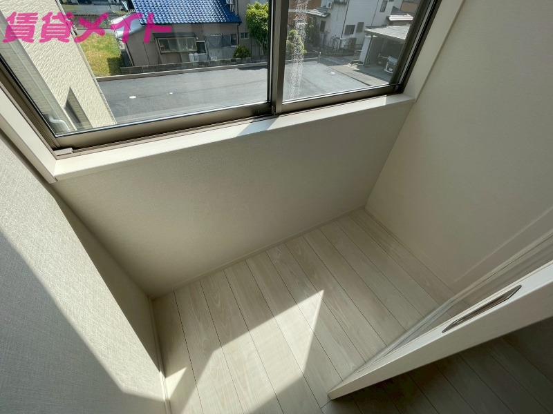 バルコニー　同型参考写真
