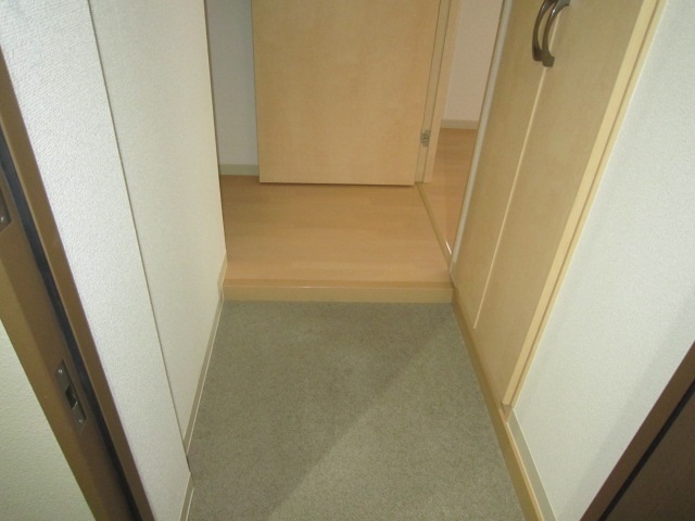 玄関　別部屋参考写真