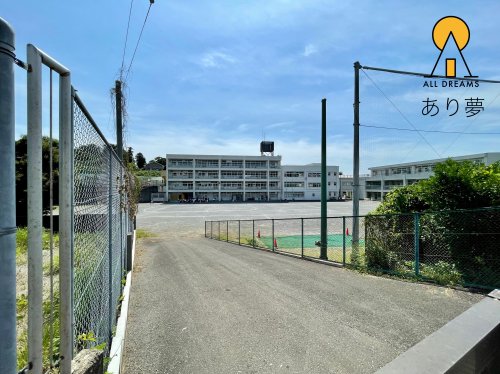 小学校　横浜市立山元小学校（小学校）まで649m