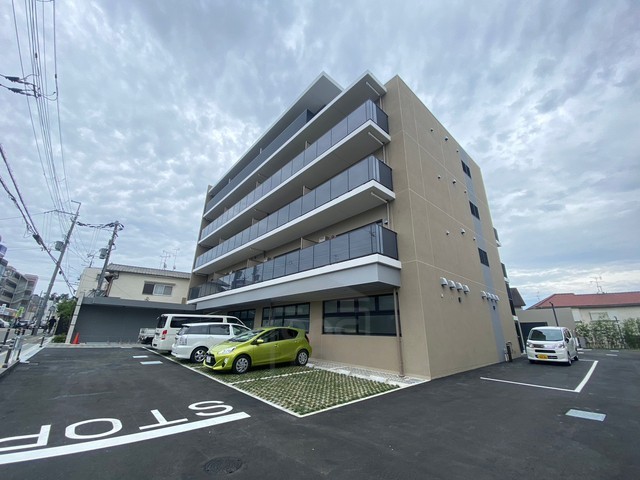 トリニティ豊中本町の外観写真