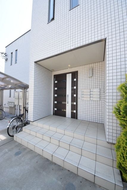 エントランス　★入口★