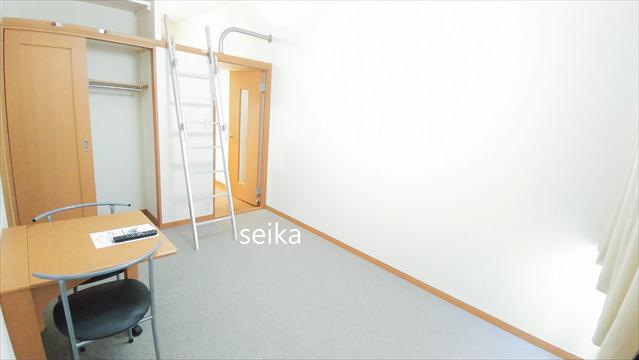 レオパレスLeafの居間写真