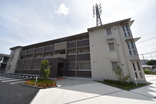 ＪＲ高崎線 桶川駅 徒歩24分 築9年
