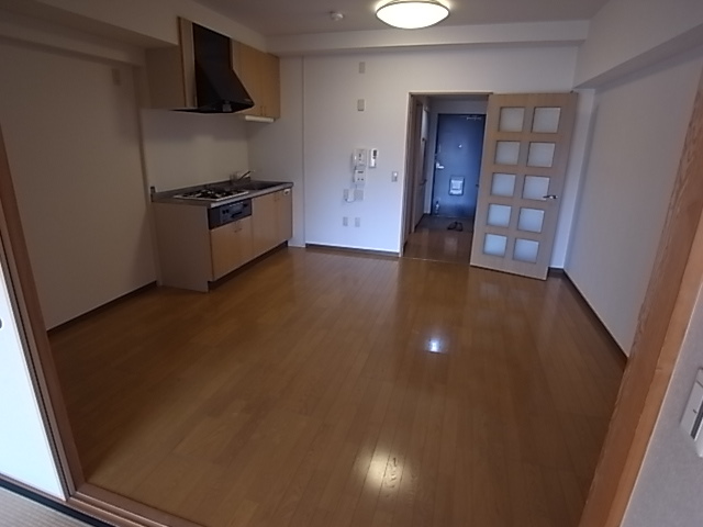 居室・リビング　採光良好、明るいお部屋です。