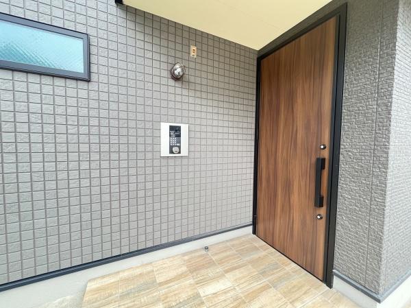 ＪＲ鹿児島本線 吉塚駅 徒歩17分 3階建 築8年の外観写真