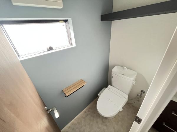 ＪＲ鹿児島本線 吉塚駅 徒歩17分 3階建 築8年のトイレ写真