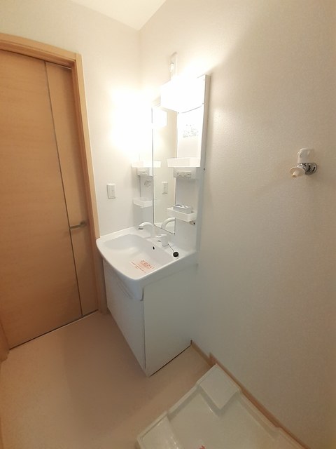 洗面設備　洗濯機置き場