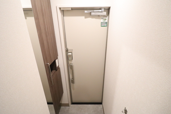 玄関　玄関には大きなシューズボックス搭載です。