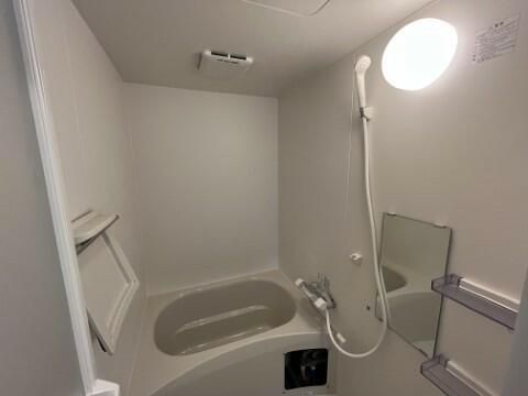 バス・シャワールーム　※別部屋参考写真