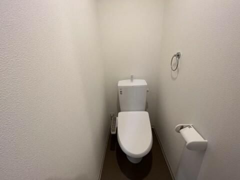 トイレ　※別部屋参考写真