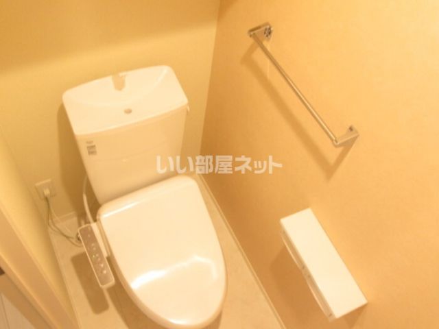 プール リアンのトイレ写真