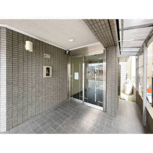 西鉄天神大牟田線 高宮駅 徒歩10分 9階建 築32年の内装写真