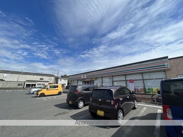 ウィステリアIVの周辺写真