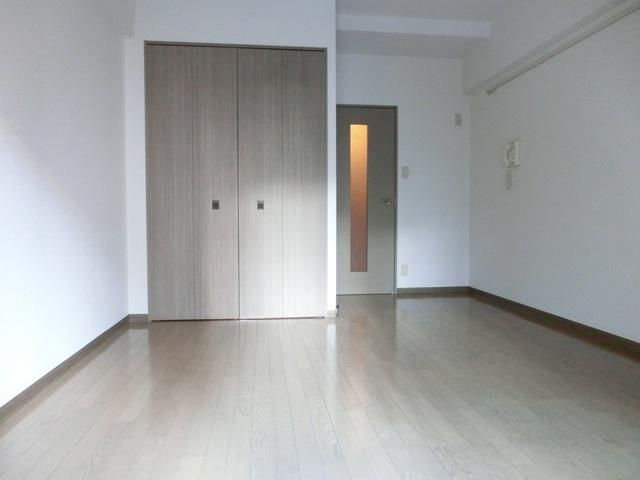その他部屋・スペース　バルコニーから見たお部屋