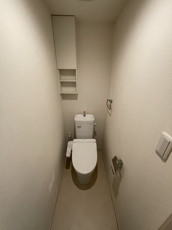 阪急宝塚線 三国駅 徒歩12分 2階建 築7年のトイレ写真