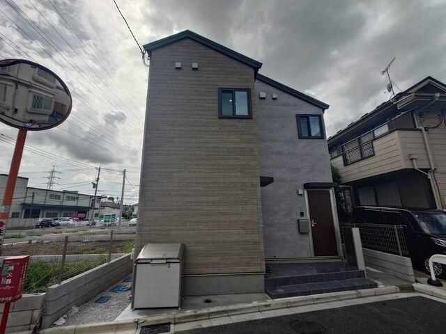 京王線 千歳烏山駅 徒歩17分 築3年