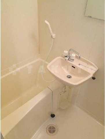 プレサンス京都四条烏丸の風呂写真
