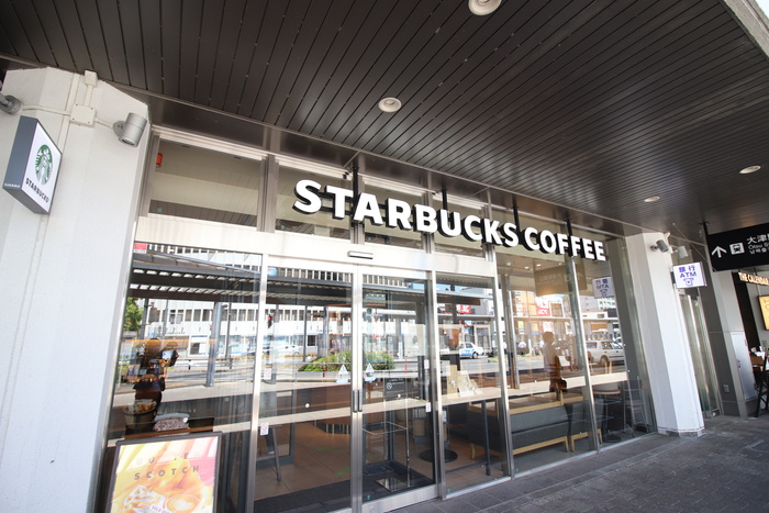飲食店　スターバックスコーヒー　ビエラ大津店（飲食店）まで940m