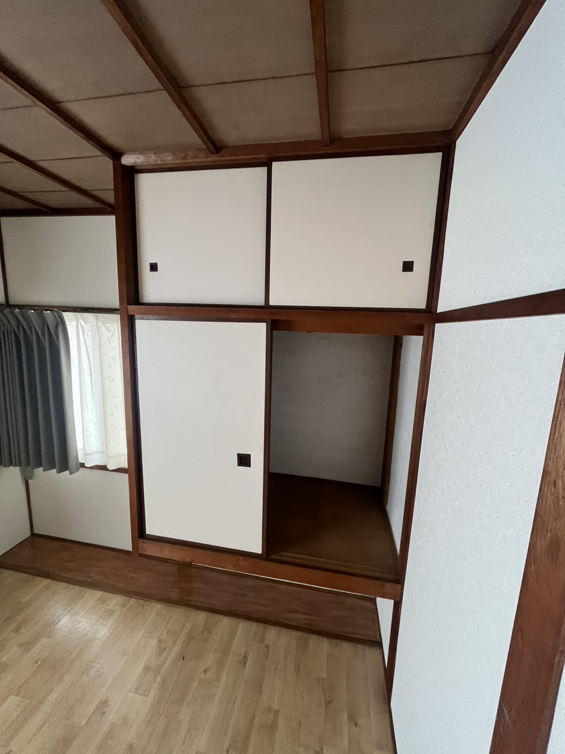 山手5丁目戸建の内装写真