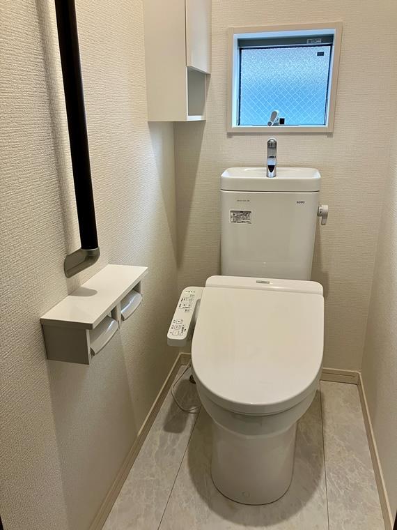 トイレ　清潔感のあるトイレです