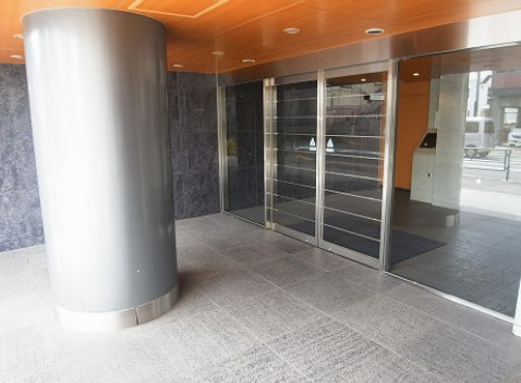 東急大井町線 上野毛駅 徒歩8分 5階建 築19年の外観写真