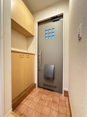 カーサミーアIIの玄関写真