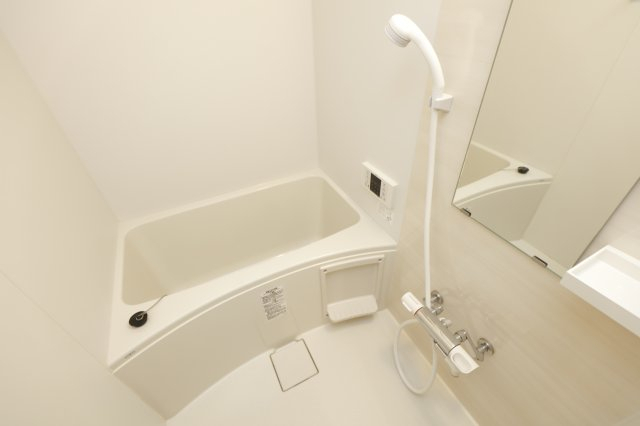 バス・シャワールーム　別部屋参考写真